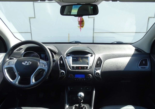 Hyundai ix35 cena 38900 przebieg: 222000, rok produkcji 2011 z Kraków małe 232